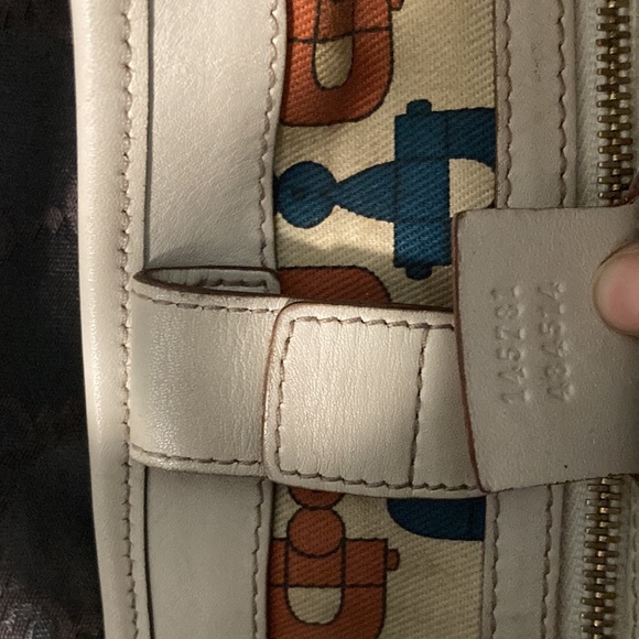 Cream Gucci Leather Handbag - Picture 5 of 5